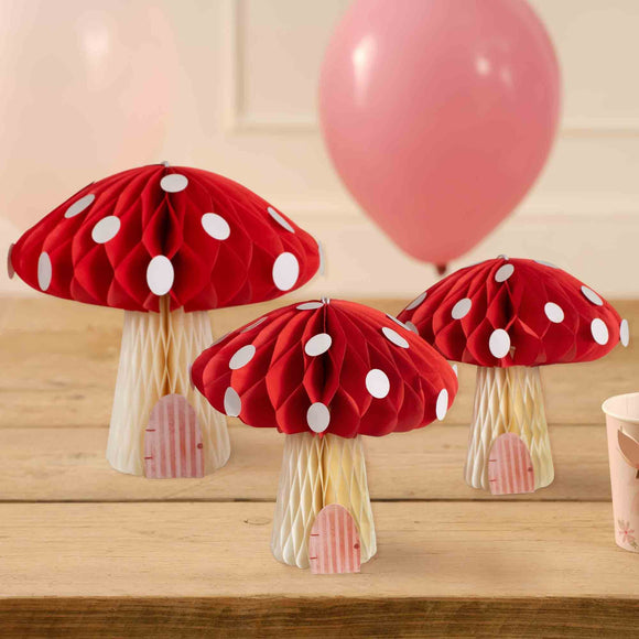GINGER RAY - HONEYCOMB TOADSTOOL DECORATIONS